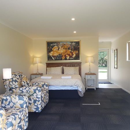 Homestead B&B เคมบริดจ์ ภายนอก รูปภาพ