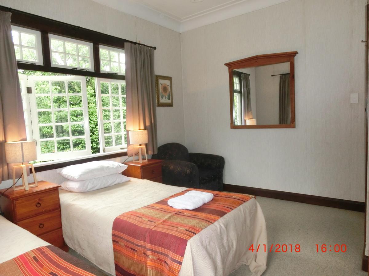 Homestead B&B เคมบริดจ์ ภายนอก รูปภาพ