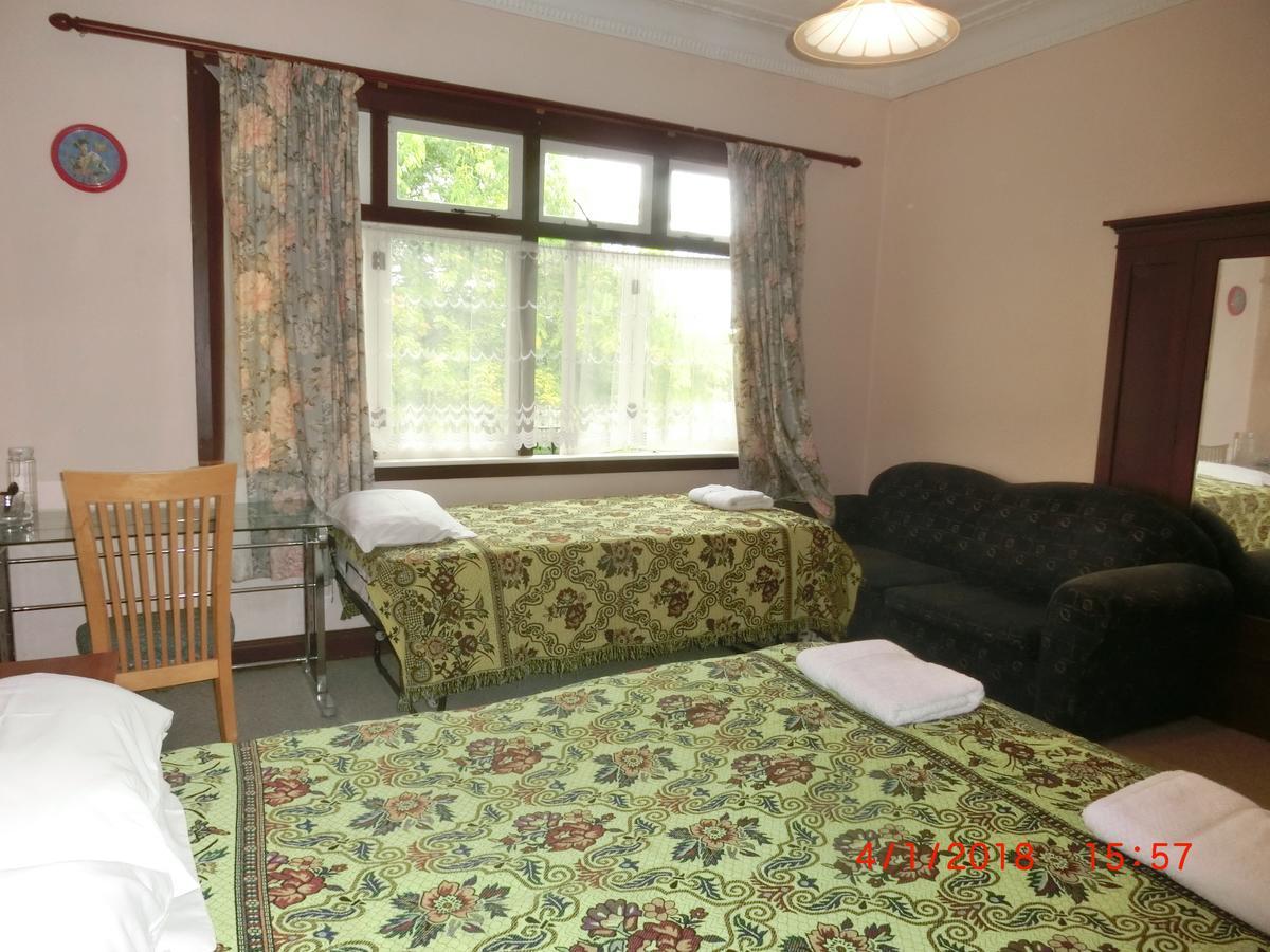 Homestead B&B เคมบริดจ์ ภายนอก รูปภาพ
