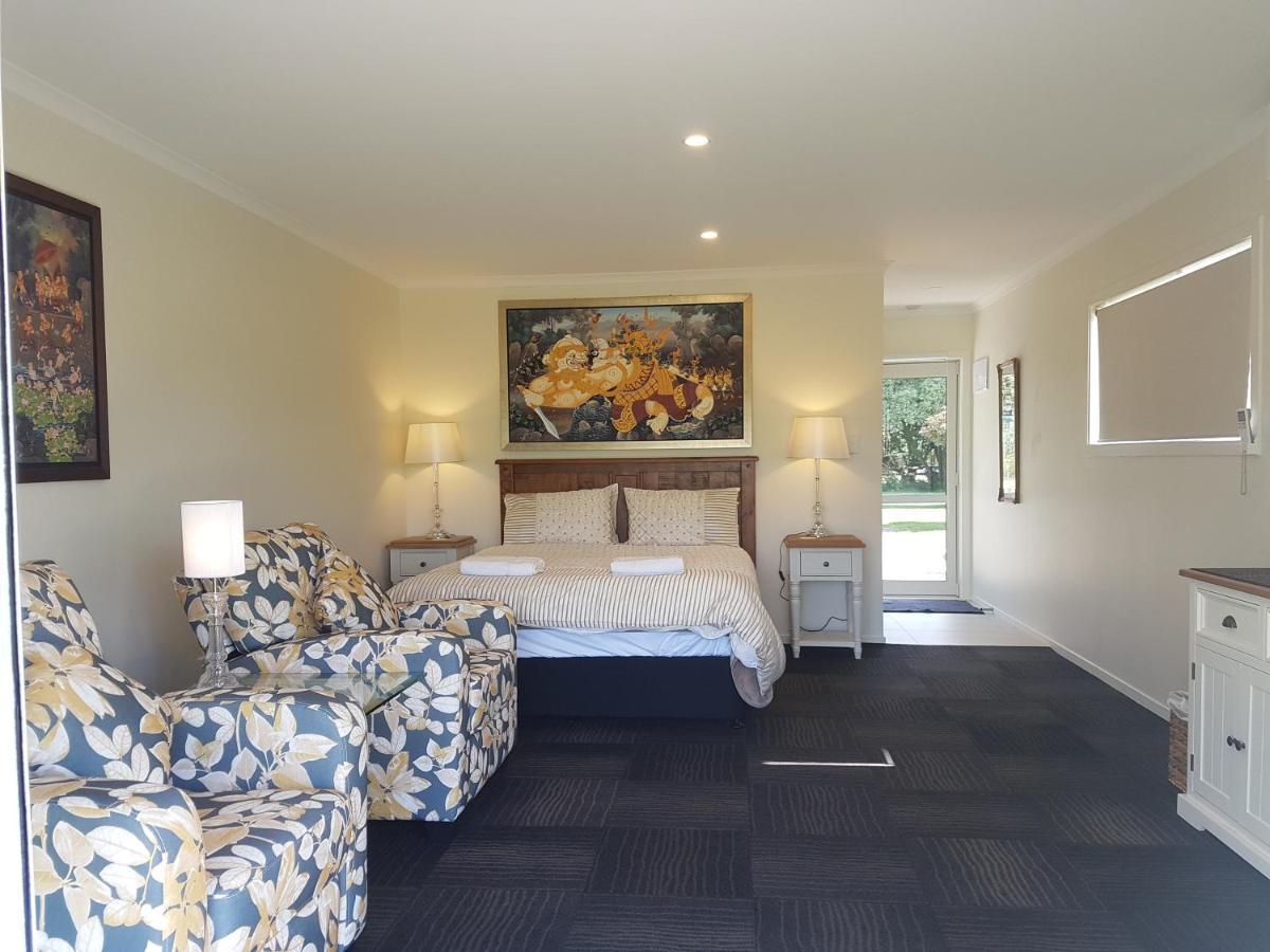 Homestead B&B เคมบริดจ์ ภายนอก รูปภาพ